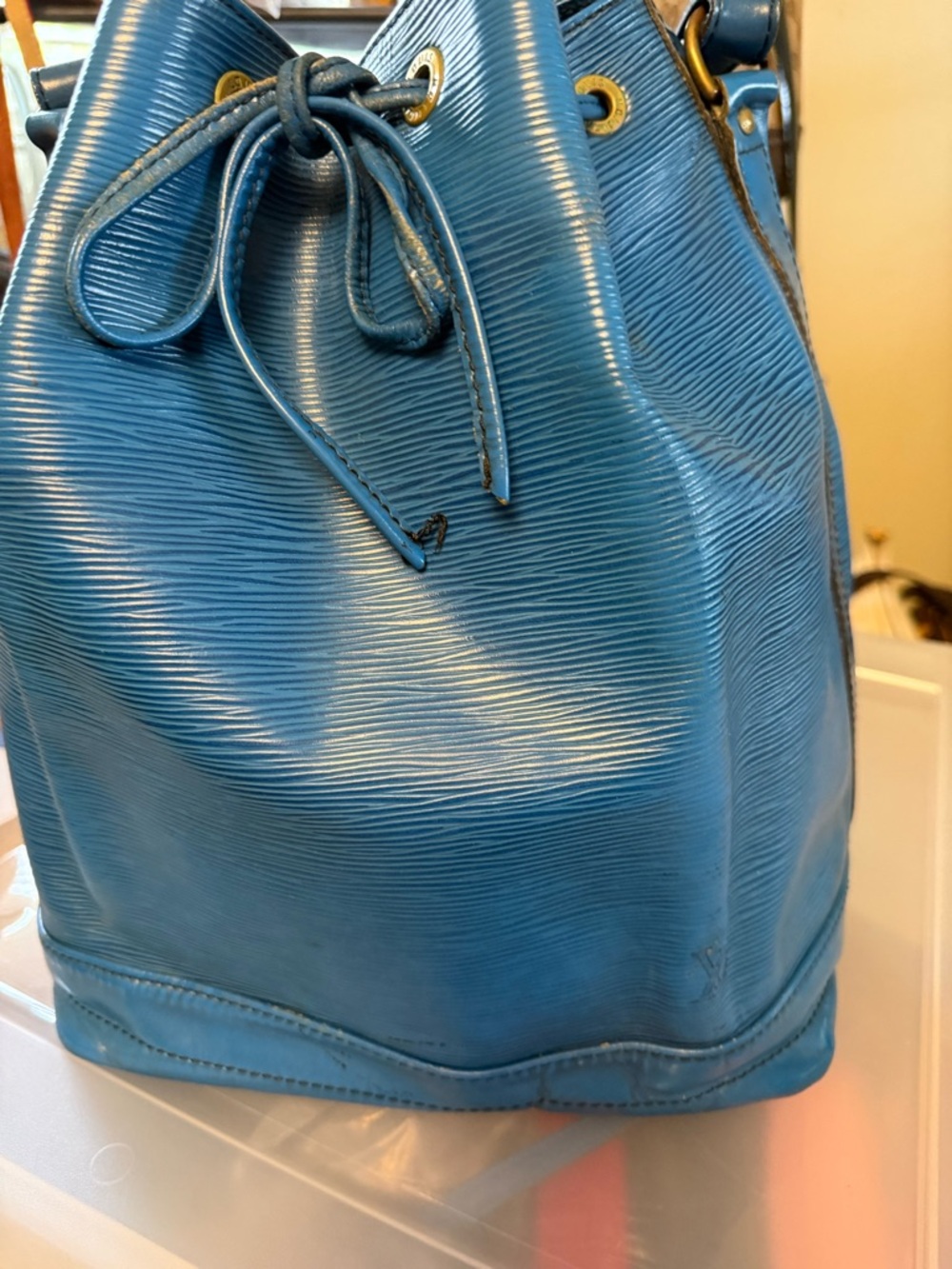 Louis Vuitton Epi Leather Noé Bucket Bag – Blue (Vintage) – Includes COA